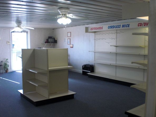 207 S Pershing St, Energy, IL 62933